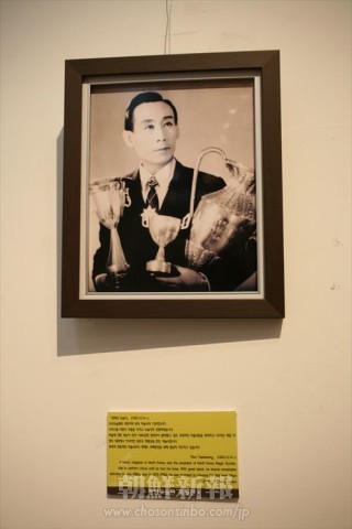 朝鮮マジック界の第1人者、キム・テクソン氏（安聖友氏提供）