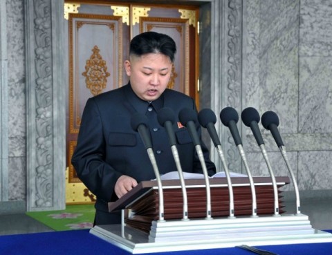 김일성주석님 탄생 100돐기념경축 열병식에서 연설하시는 김정은원수님(조선중앙통신)