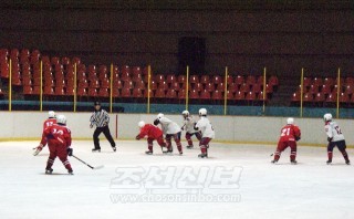 빙상호케이/평양철도국, 대성산체육단이 우승