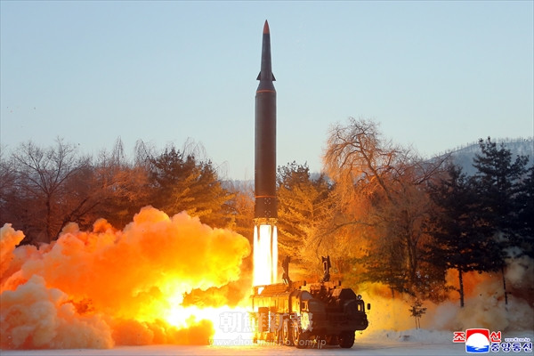 朝鮮はなぜミサイル試射を公表するのか