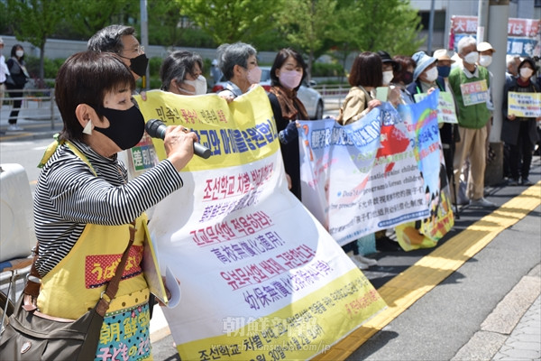 これからも不撓不屈の精神で／「火曜日行動」10周年