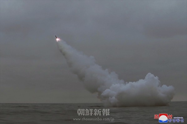 戦略巡航ミサイルの水中発射訓練