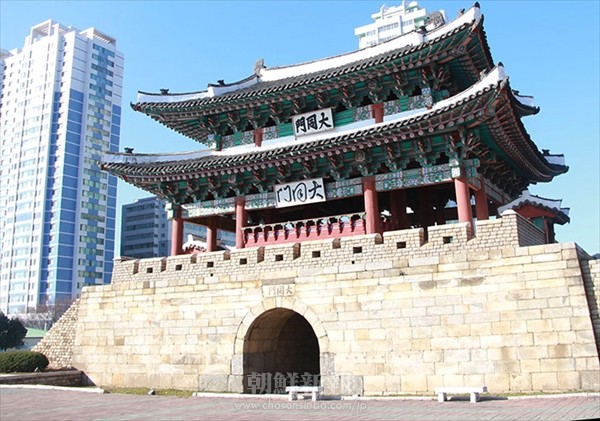 〈魅惑の朝鮮観光〉平壌―歴史遺跡①大同門