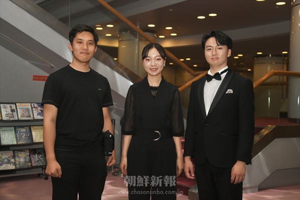 “自分が受けた感動を観客に”／新人団員の意気込み