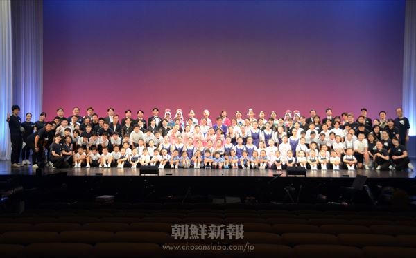 準備に奔走した実行委員会／金剛山歌劇団北大阪公演