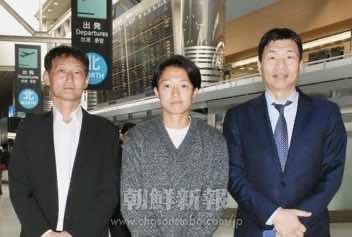 同胞サッカー選手団、朝鮮代表の合宿に参加／中国へ出発