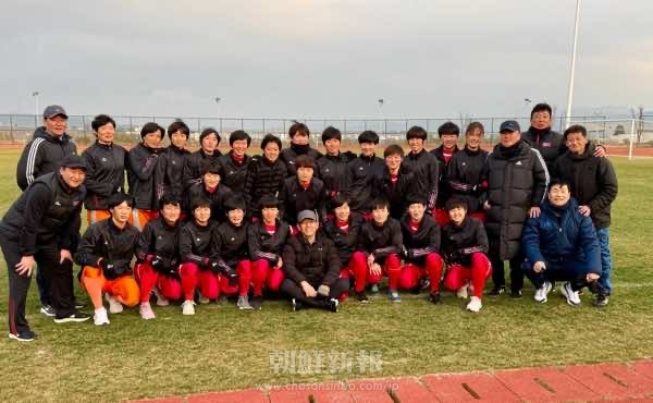李誠雅選手、ハットトリックで存在感／朝鮮選手団と合同訓練