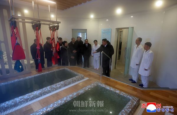 有名温泉地を現代的な文化施設に／温堡勤労者休養所を一新