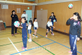 「もっとうまく!」成長を温かく後押し／大阪バレーボール協会の教室、5月に開校