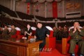 김정은원수님, 인민군장병들과 함께 위대한 조국해방전쟁승리 62돐경축 공훈국가합창단공연을 관람