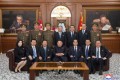 〈최고인민회의 제14기 제1차회의〉김정은원수님께서 새로 선거된 당 및 국가지도기관 성원들과 기념사진을 찍으시였다