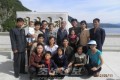 〈국경절조국방문단〉친척들과 발전소를 참관한 김광수씨