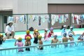 이따미초급, 린근일본학교와 합동으로 수영수업