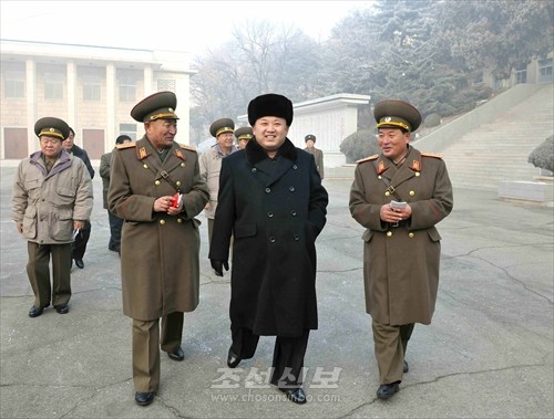 김정은원수님께서 조선인민군 제526대련합부대 지휘부를 방문하시였다.(조선중앙통신)