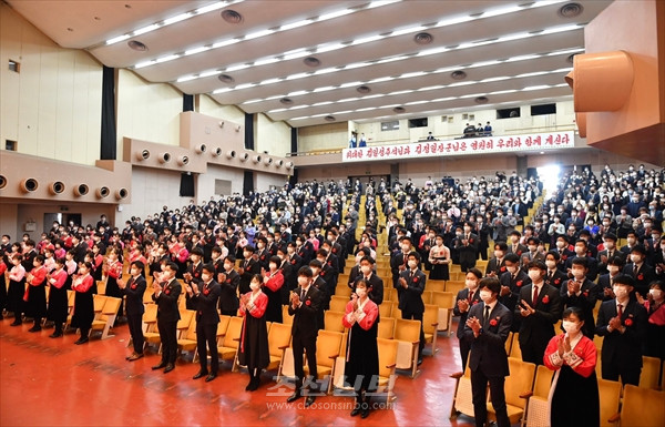 〈조대 제64회 졸업식〉재일조선인운동의 미래를 떠메고나가자／졸업생들의 포부