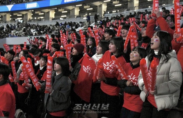 〈2026월드컵 2단계예선〉3,400명이 열광, 응원단의 목소리